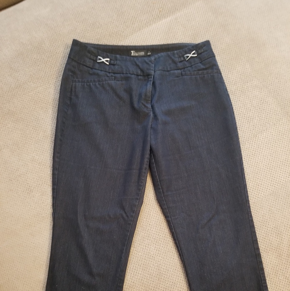 Straight leg demin colored crop pants